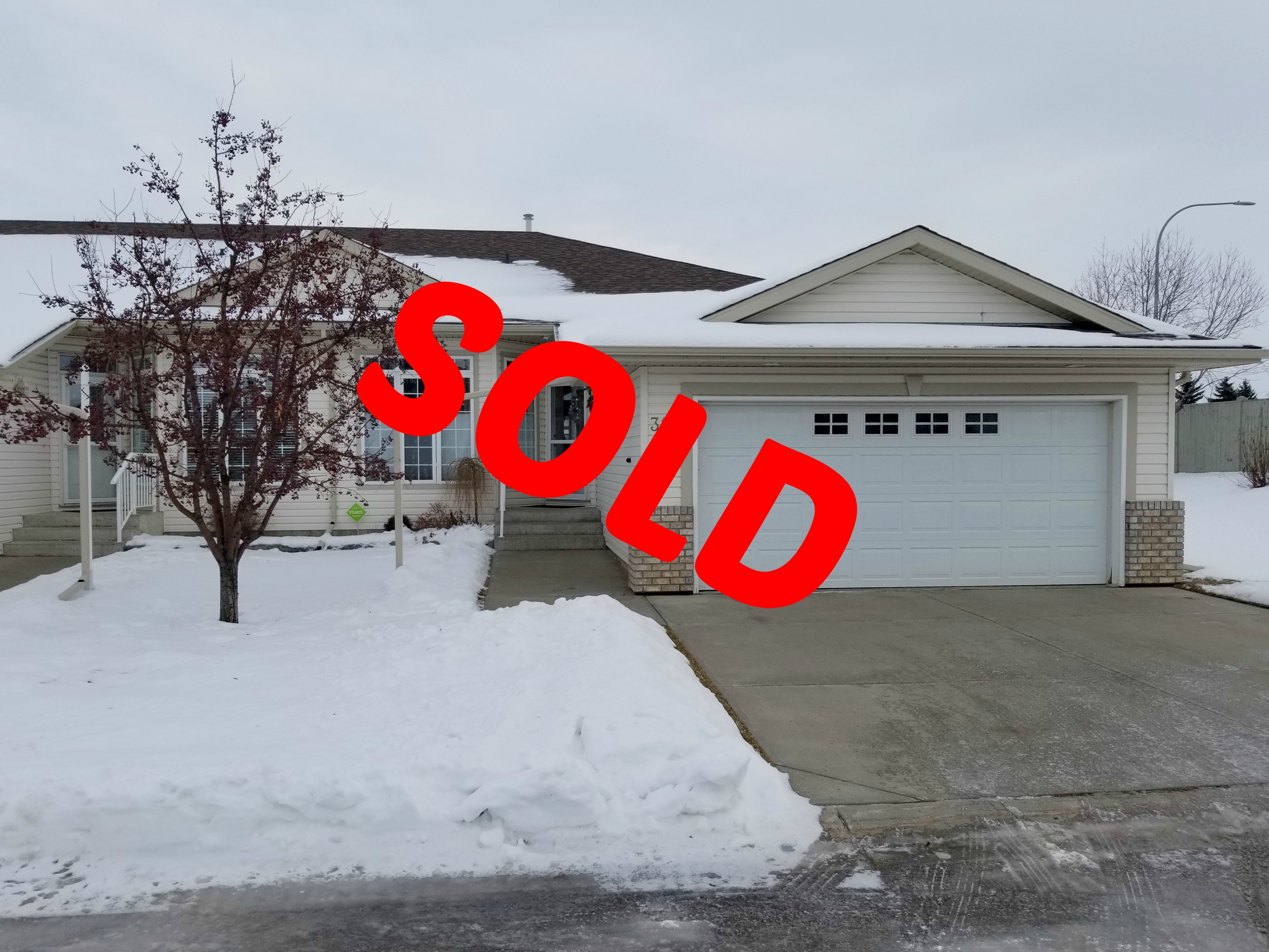 319 Ravine Villa(s), Leduc Property Listing